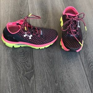 Under Armour Speedform Gemini Size 6.5
